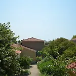 Garden Village Hotel 4*