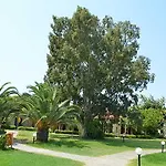 Hotel Garden Village 4*