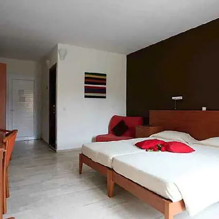 Garden Village Hotel