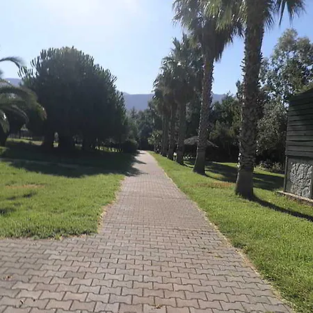 Garden Village Hotel Paleros