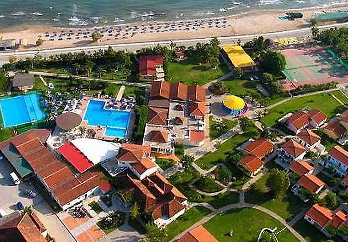 Hotel Garden Village 4*